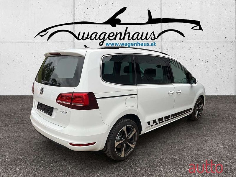 2019' Volkswagen Sharan photo #3