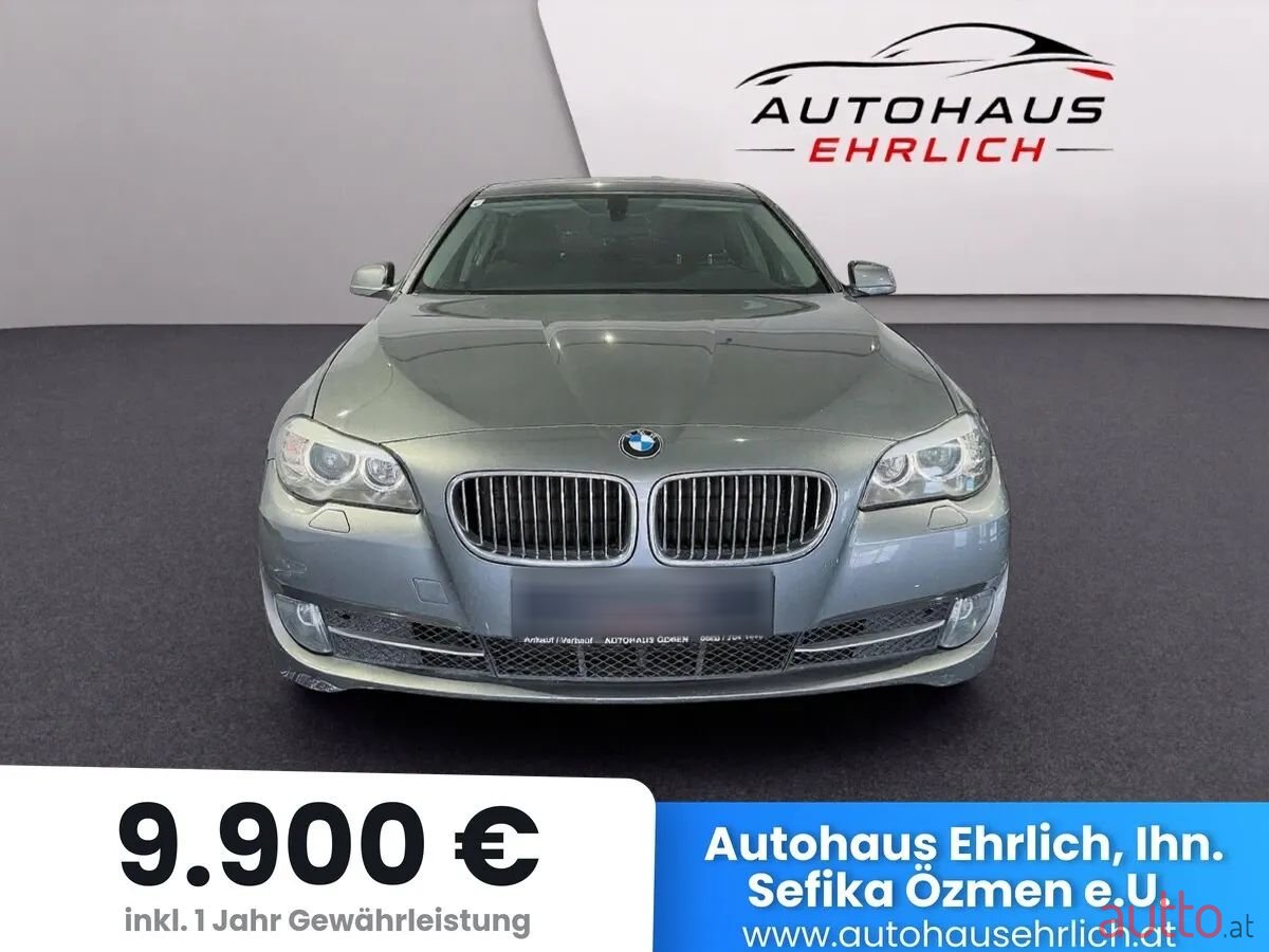 2011' BMW 5Er-Reihe photo #2