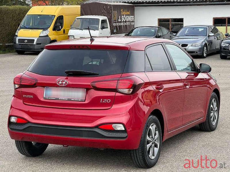 2020' Hyundai i20 photo #5