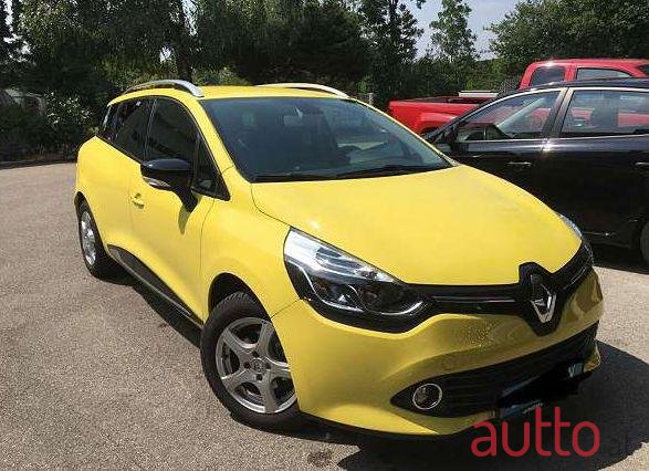 2014' Renault Clio photo #2