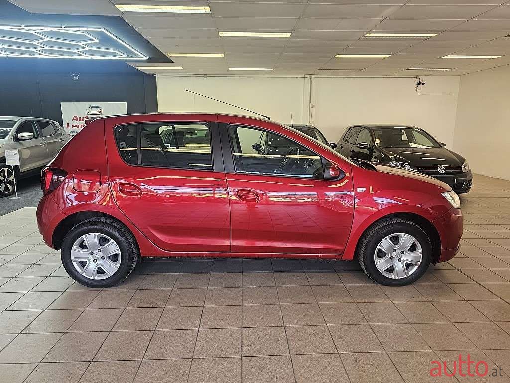 2018' Dacia Sandero photo #5