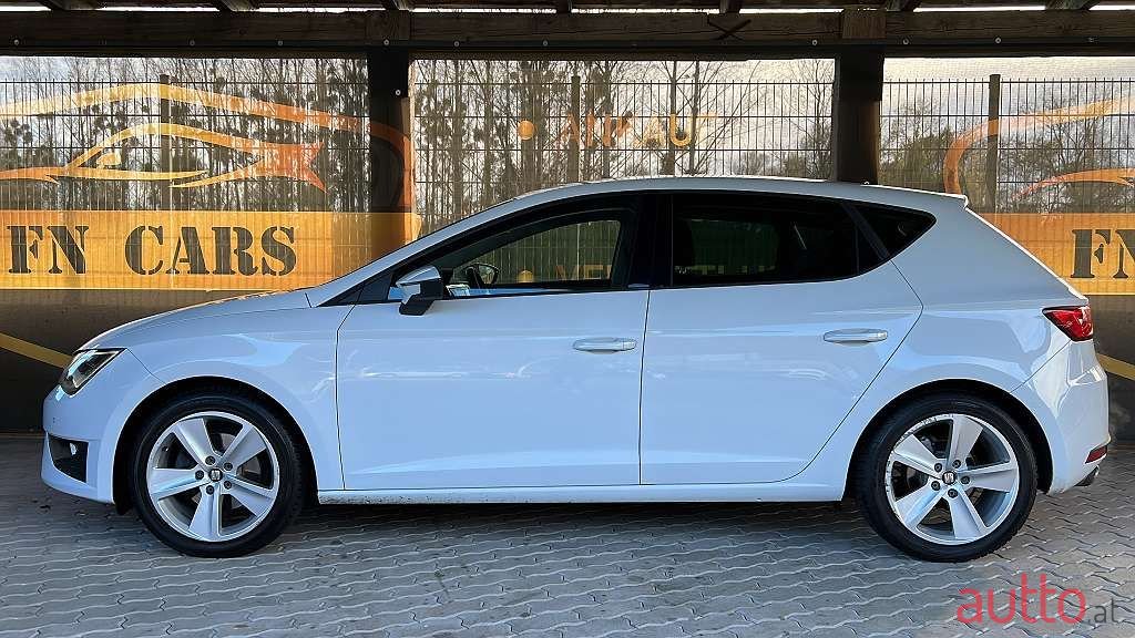 2013' SEAT Leon photo #6