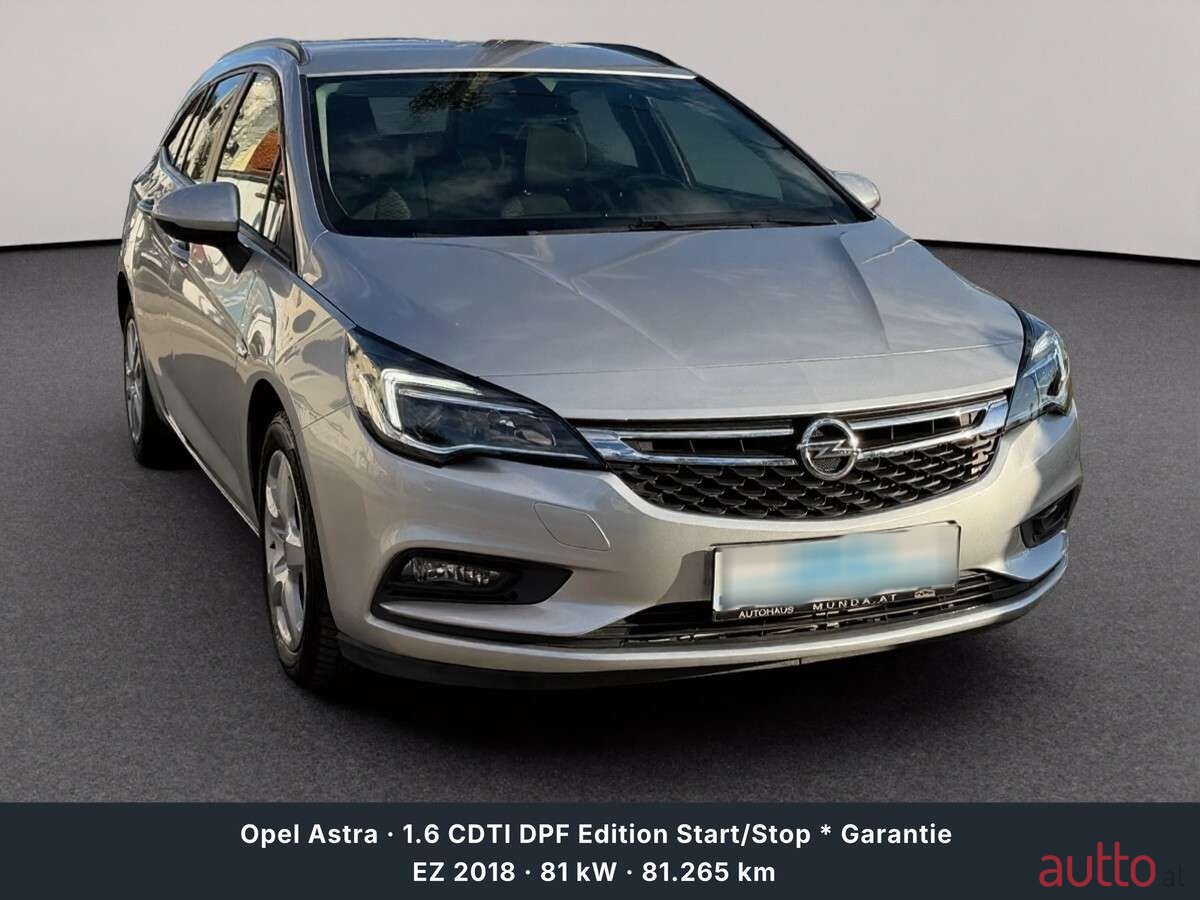 2018' Opel Astra photo #3