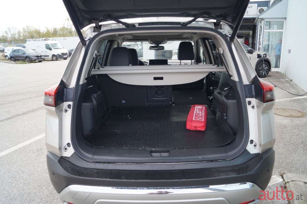 2023' Nissan X-Trail photo #6