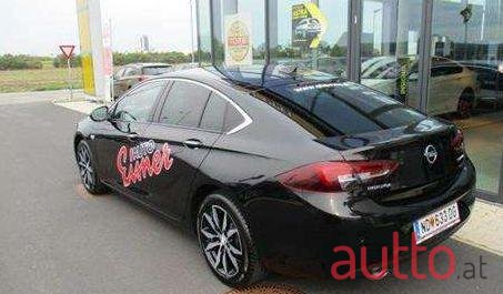 2017' Opel Insignia photo #3