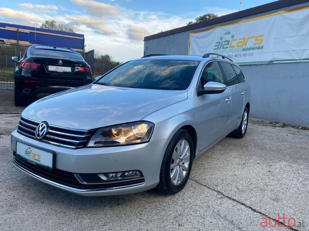 2013' Volkswagen Passat photo #1