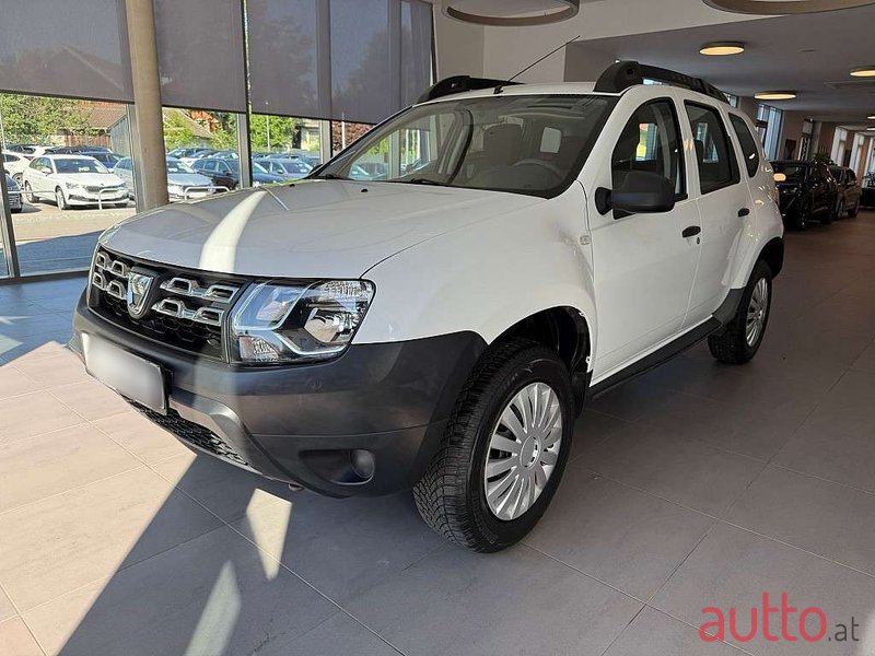 2015' Dacia Duster photo #3