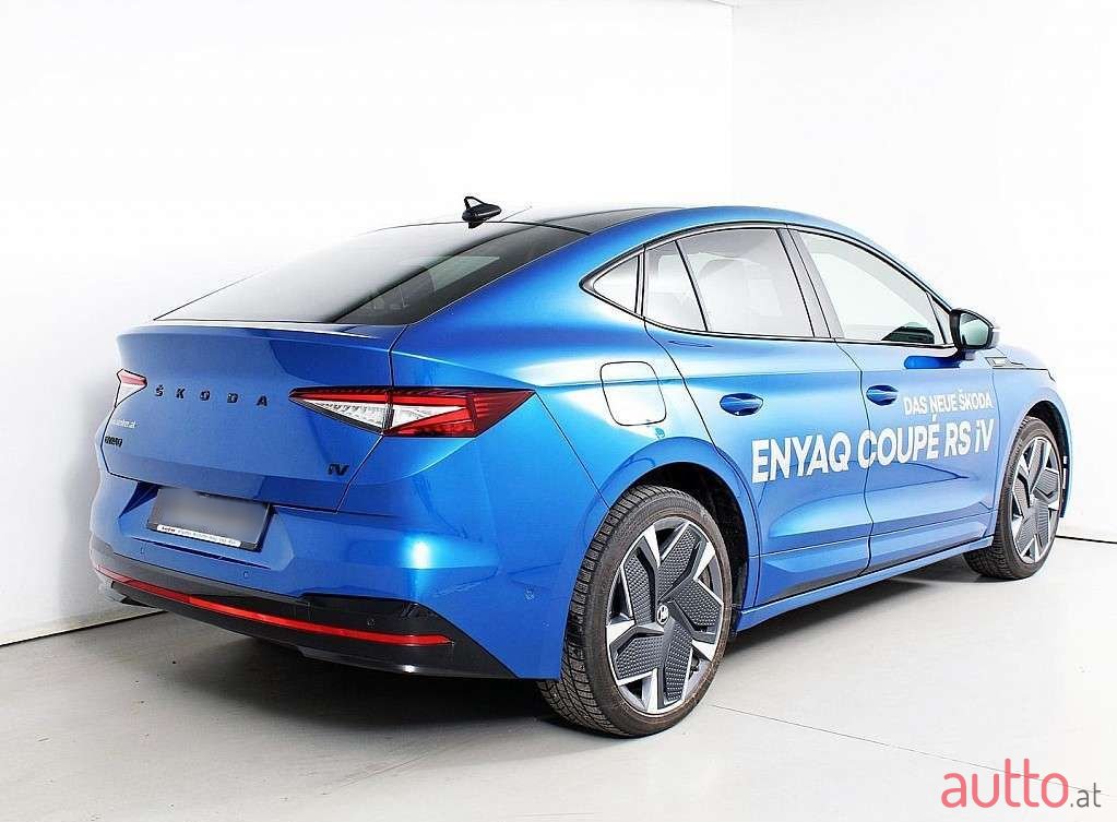 2022' Skoda Enyaq photo #2