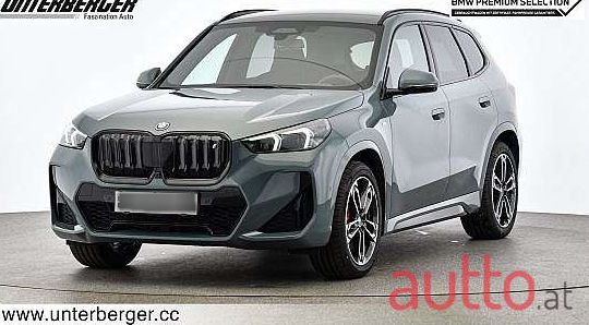 2023' BMW iX1 photo #1