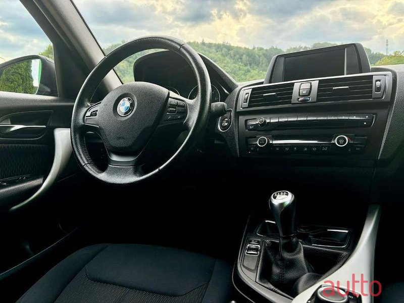 2013' BMW 1Er-Reihe photo #2