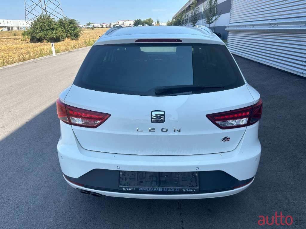 2016' SEAT Leon photo #6
