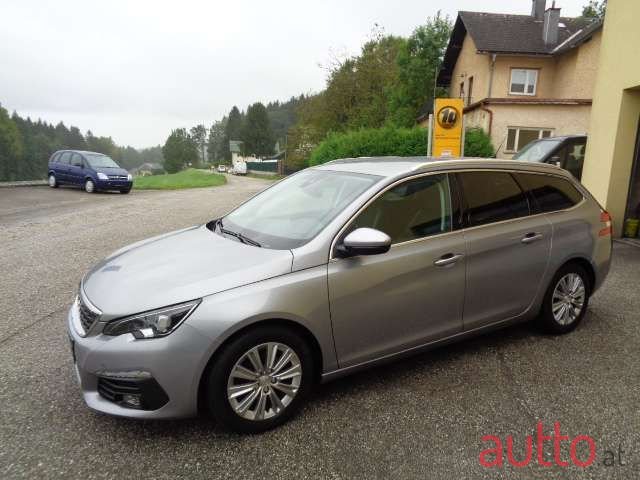 2017' Peugeot 308 photo #1