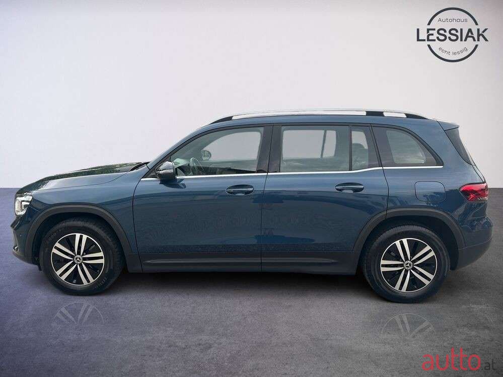 2021' Mercedes-Benz GLB photo #6