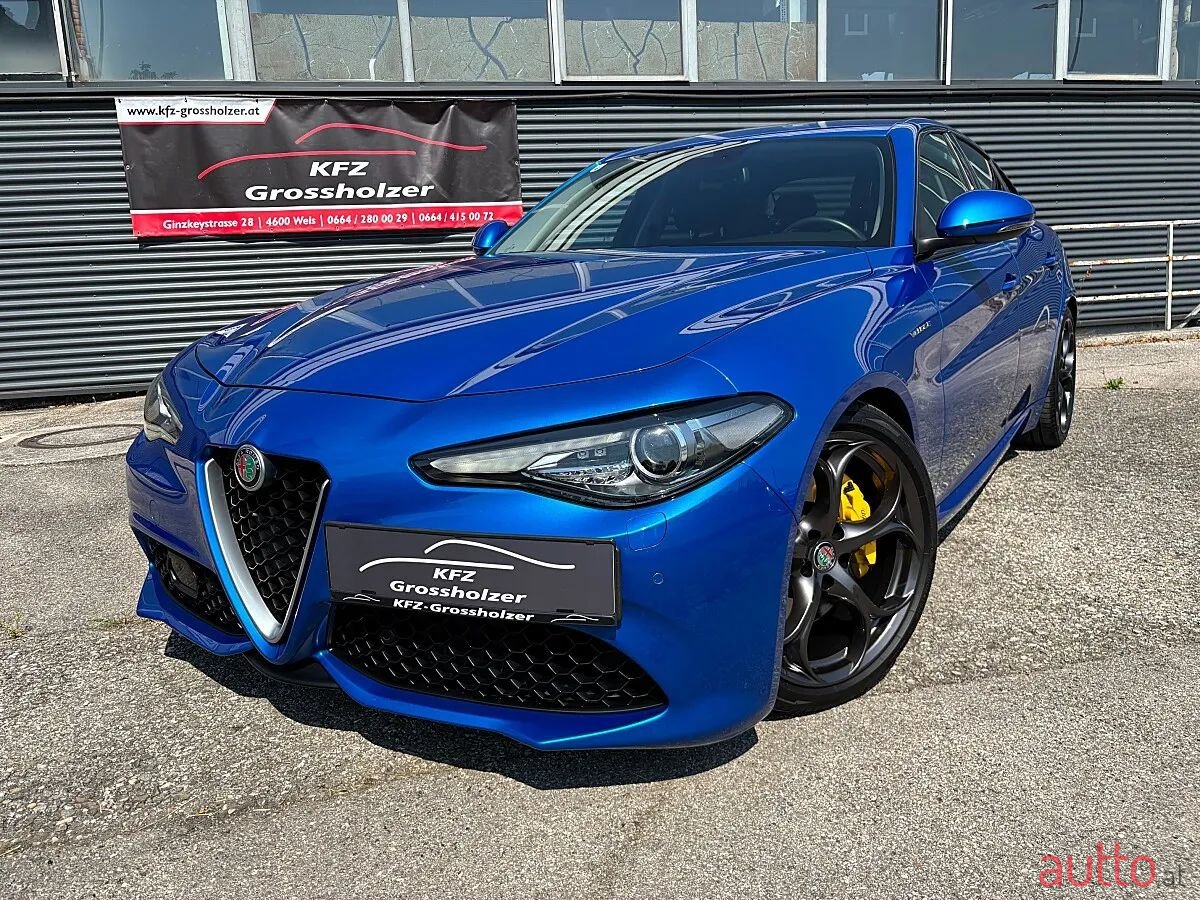 2018' Alfa Romeo Giulia photo #1