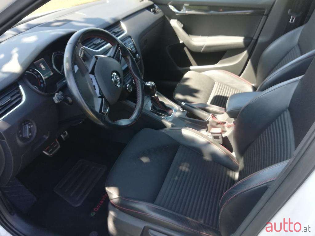 2013' Skoda Octavia photo #4