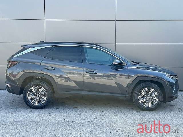 2024' Hyundai Tucson photo #2