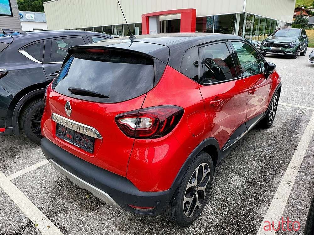 2018' Renault Captur photo #3