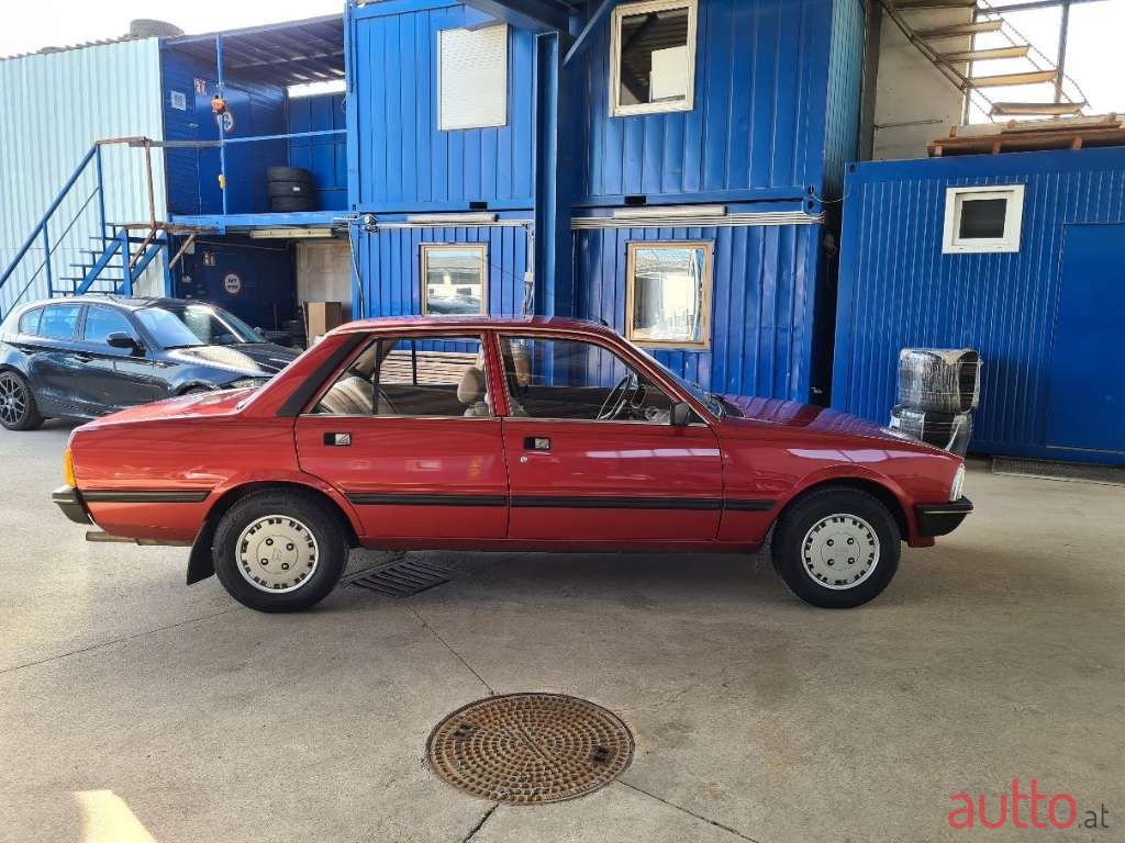 1985' Peugeot 505 photo #4