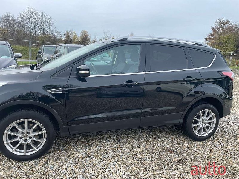 2018' Ford Kuga photo #5