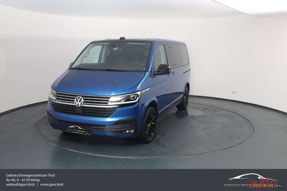 2020' Volkswagen Multivan photo #2