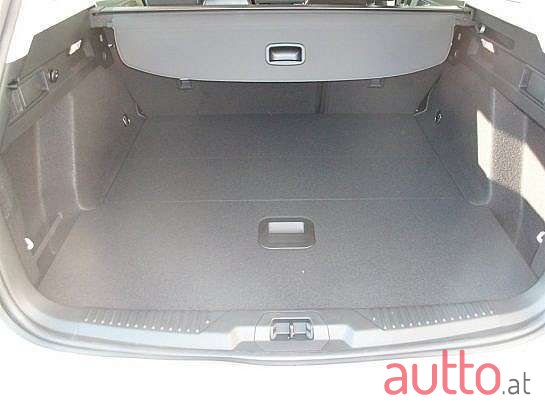 2021' Ford Focus photo #4