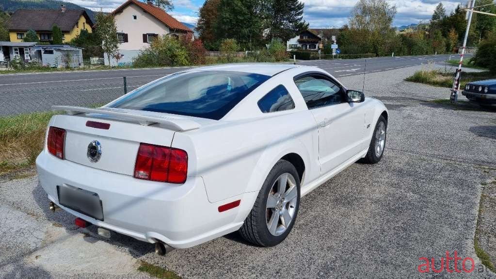 2006' Ford Mustang photo #5