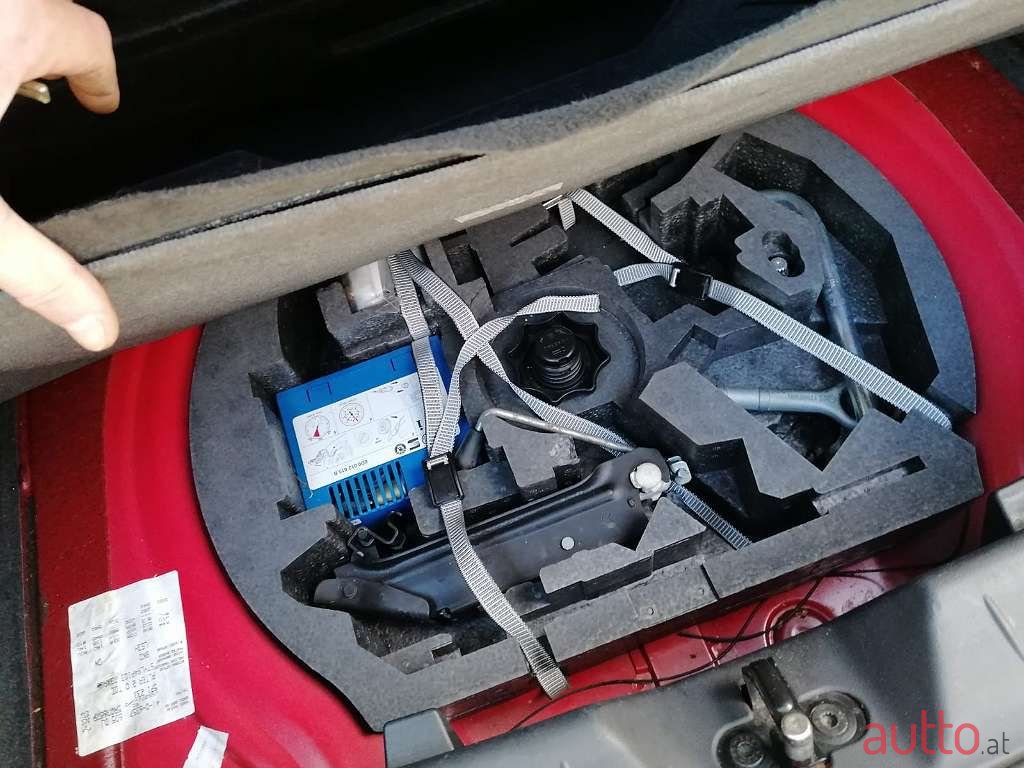 2006' SEAT Altea photo #5