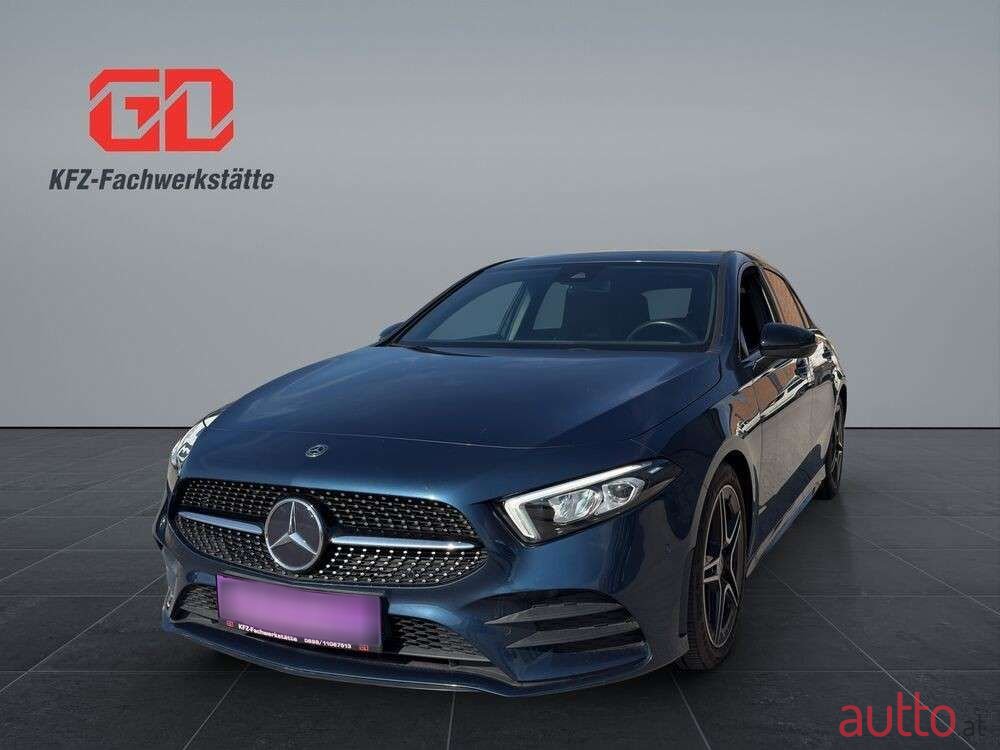 2020' Mercedes-Benz A-Klasse photo #1