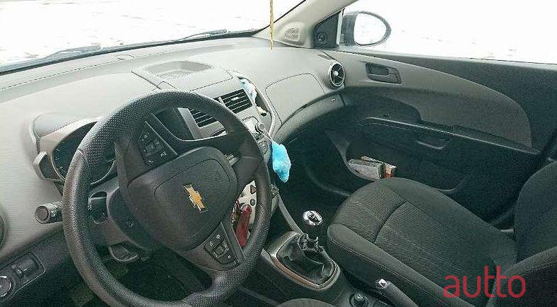 2012' Chevrolet Aveo photo #2