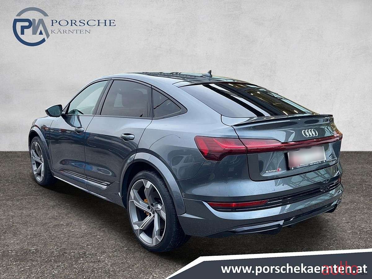 2021' Audi e-tron photo #2