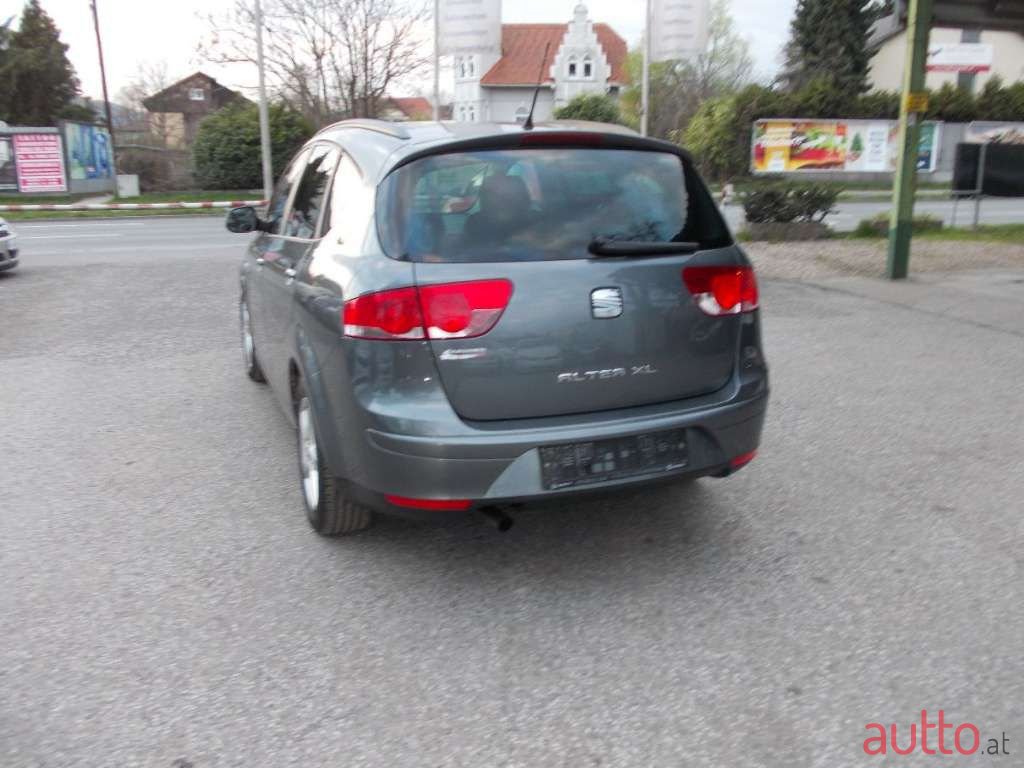 2012' SEAT Altea XL photo #5