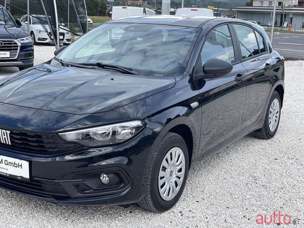 2022' Fiat Tipo photo #3
