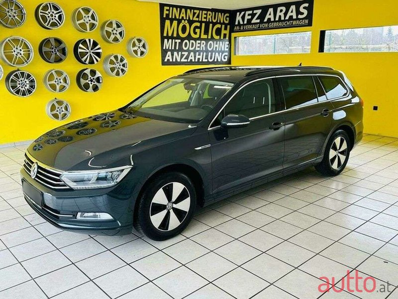 2016' Volkswagen Passat photo #1