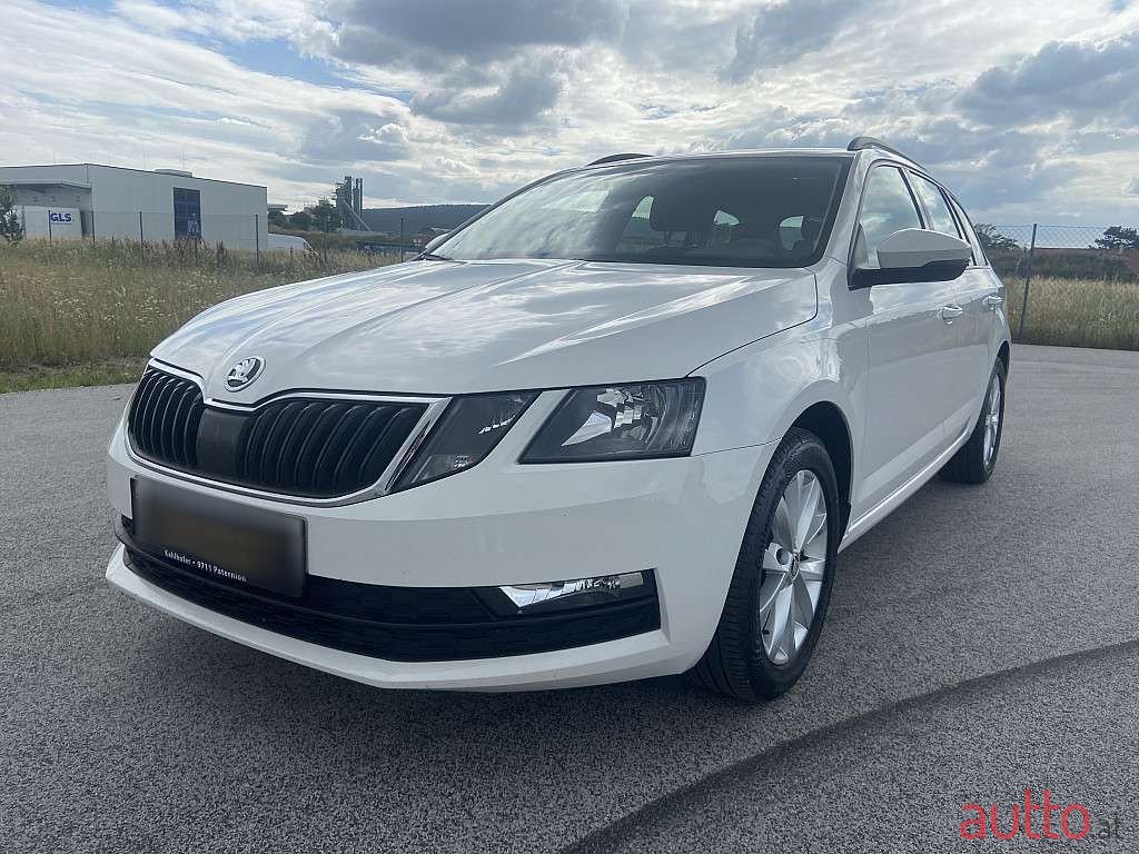 2018' Skoda Octavia photo #2