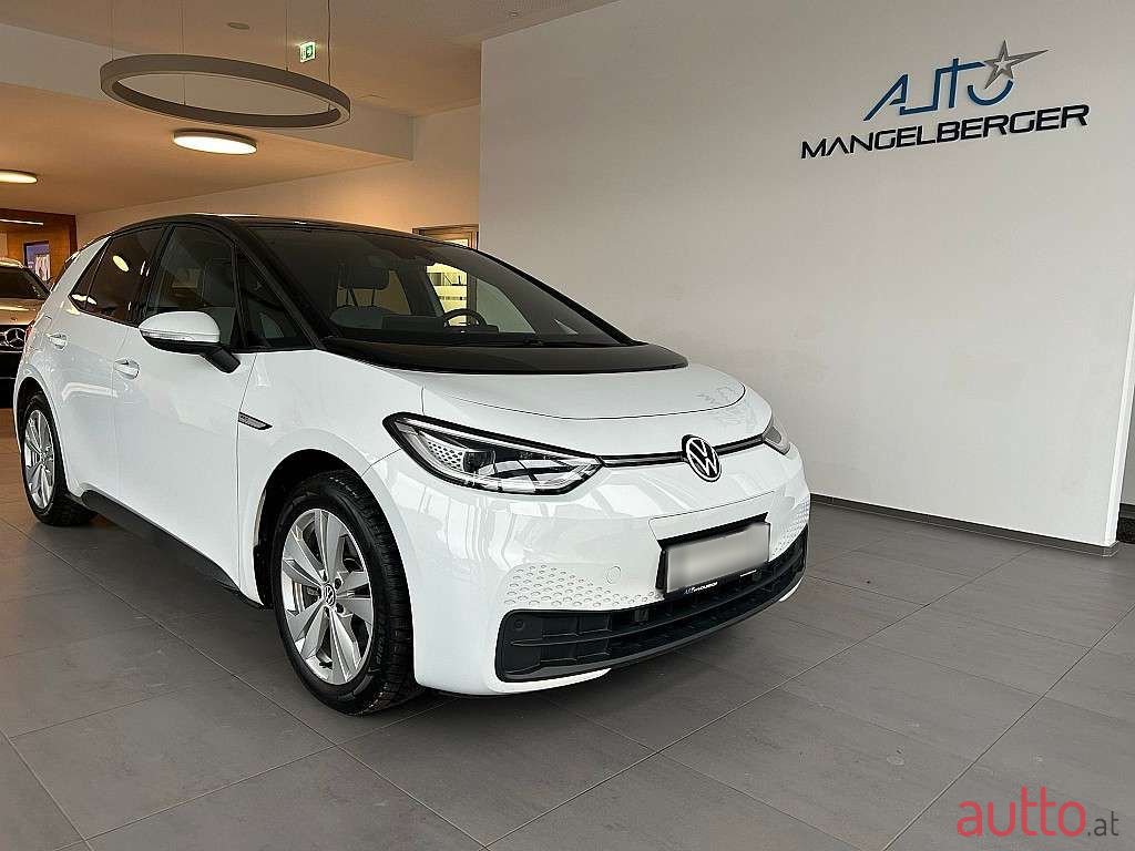 2020' Volkswagen ID.3 photo #1