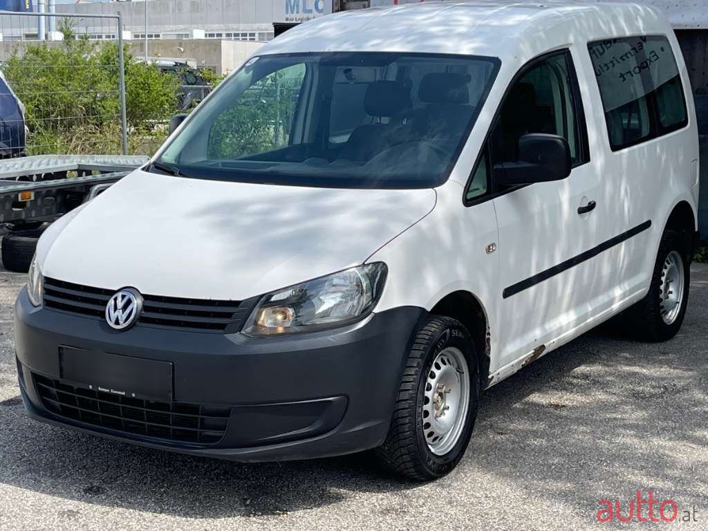 2014' Volkswagen Caddy photo #1