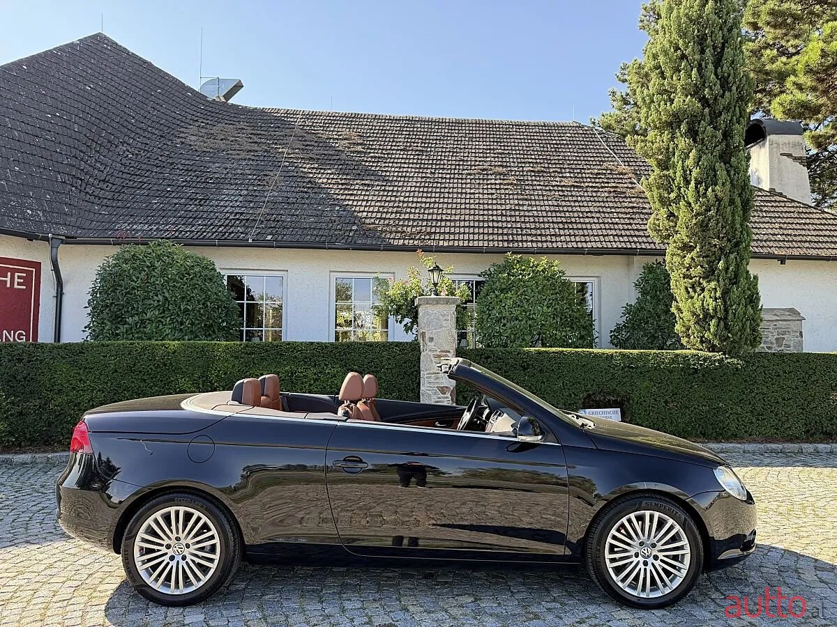 2007' Volkswagen Eos photo #5