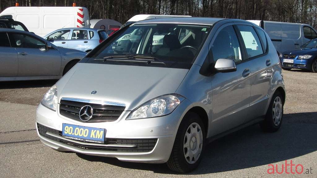 2010' Mercedes-Benz A-Klasse photo #2