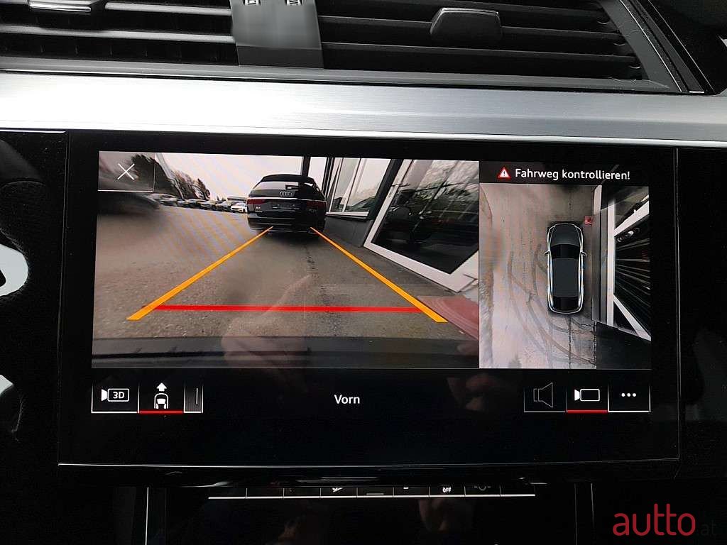 2022' Audi e-tron photo #4