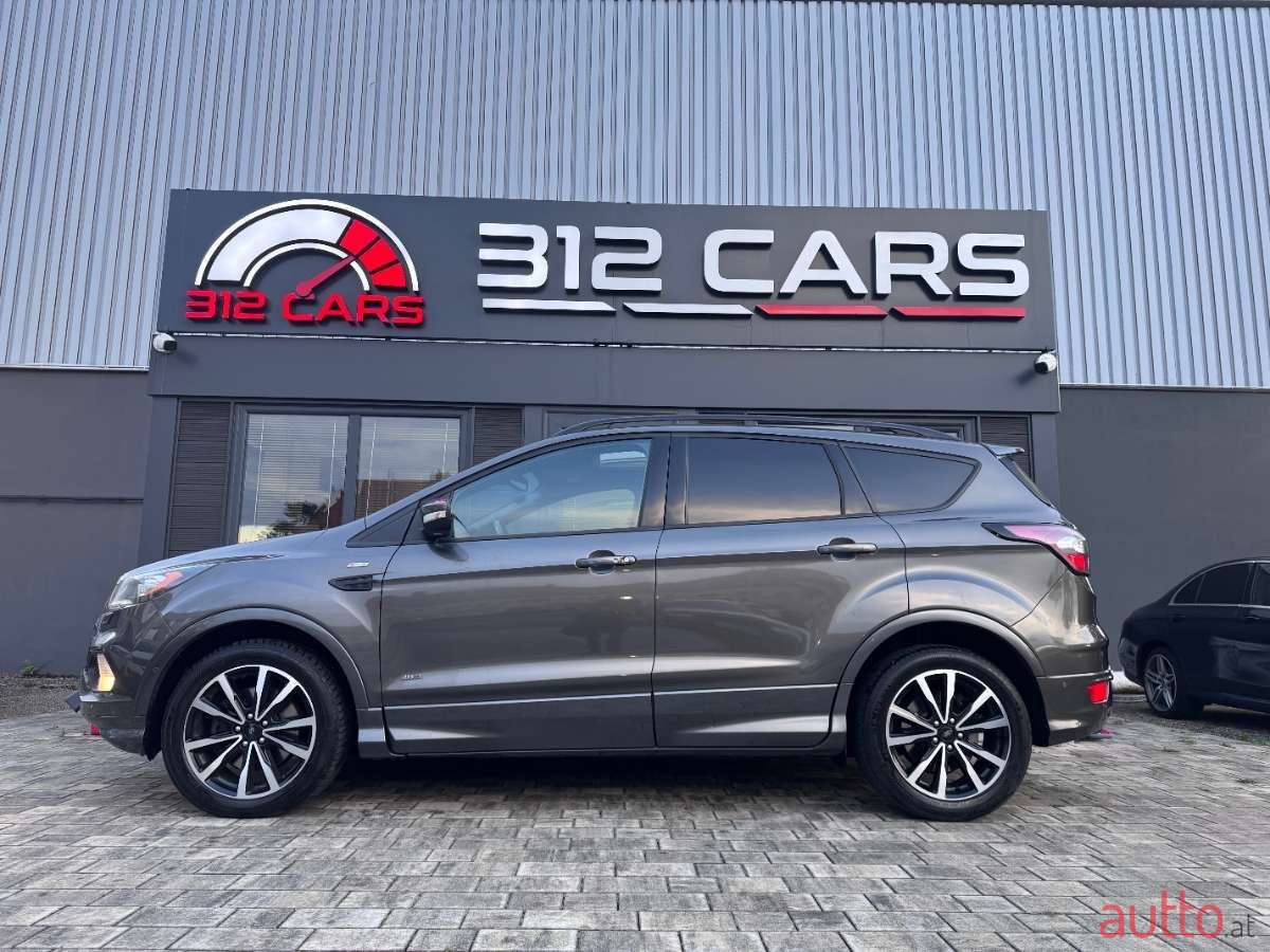 2017' Ford Kuga photo #5