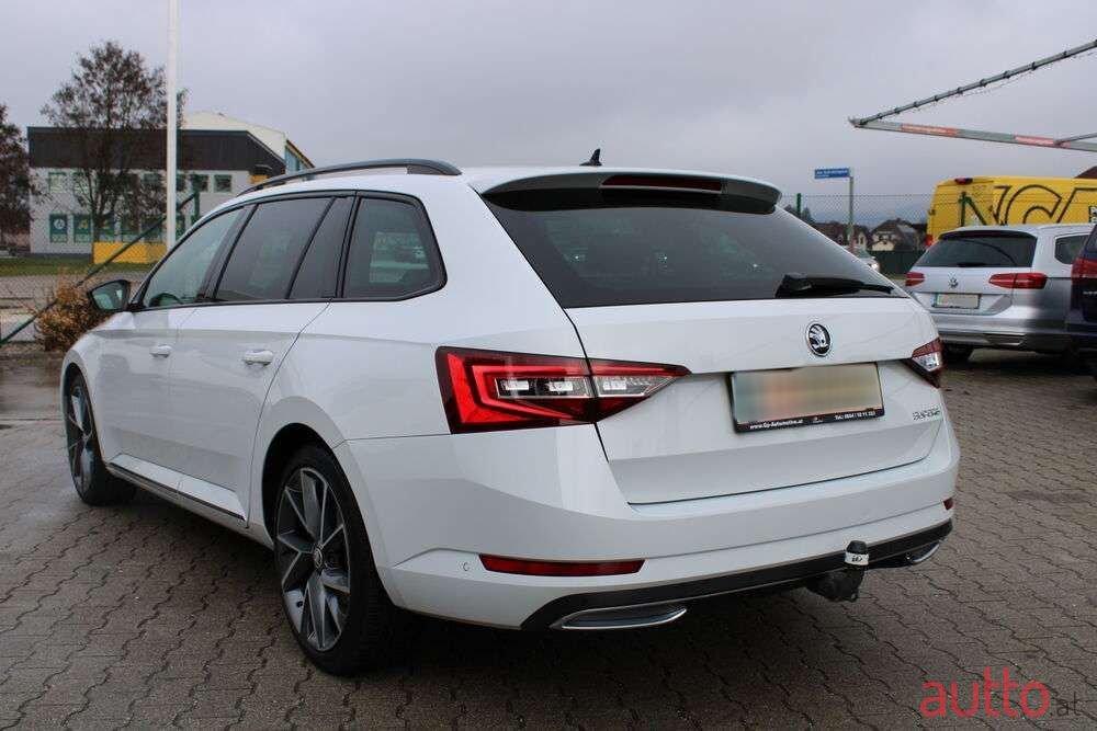 2017' Skoda Superb photo #6