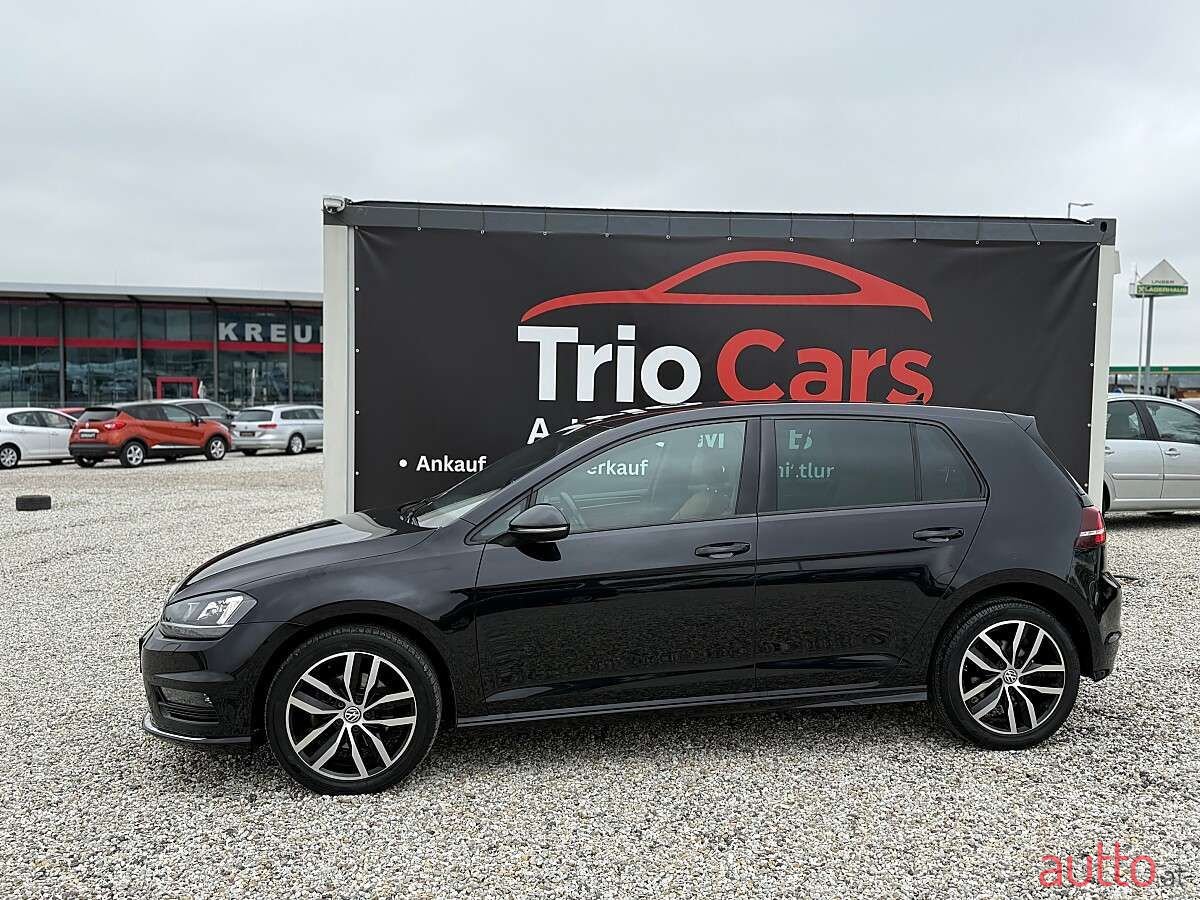 2016' Volkswagen Golf photo #5