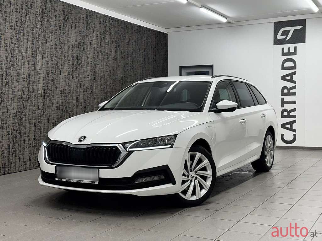 2022' Skoda Octavia photo #4