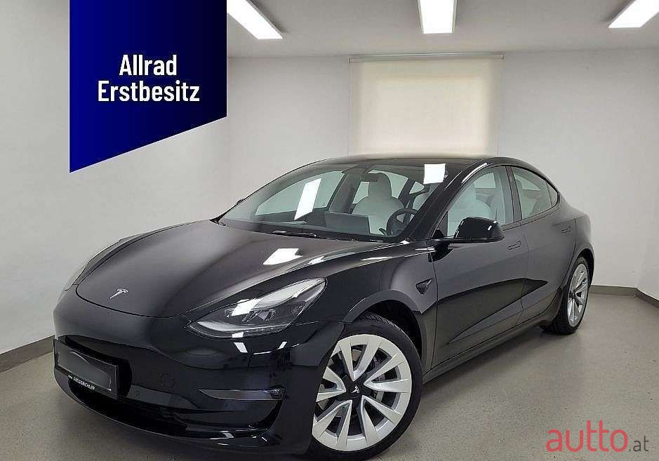 2022' Tesla Model 3 photo #1