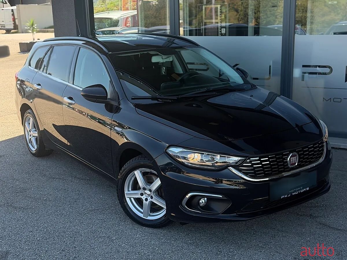 2018' Fiat Tipo photo #2