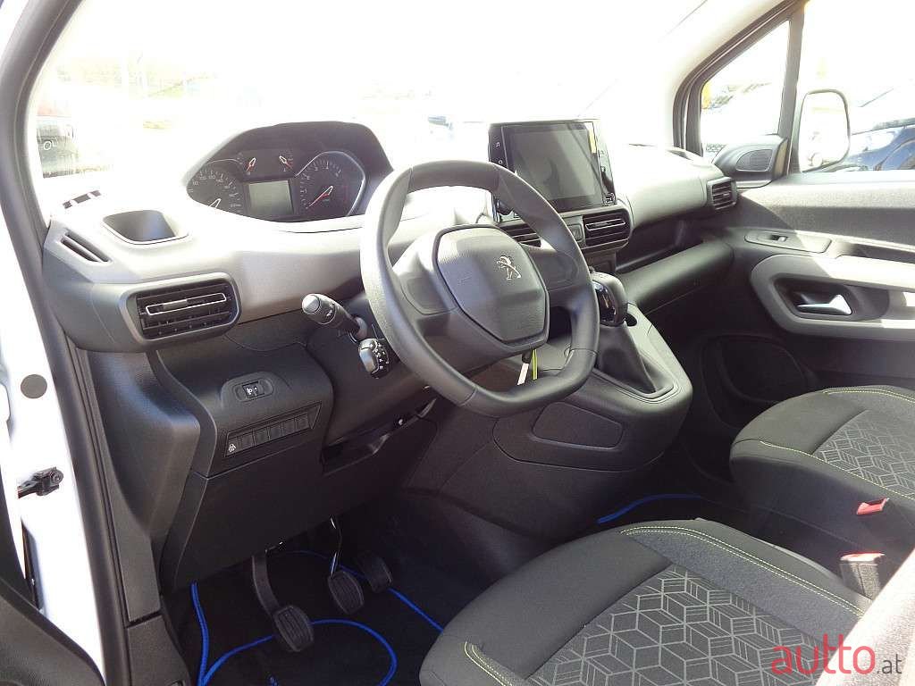 2022' Peugeot Rifter photo #5