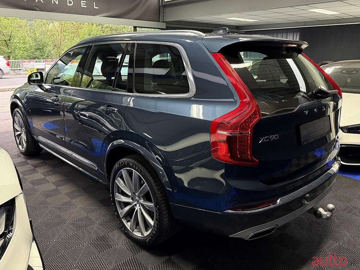 2020' Volvo XC90 photo #4