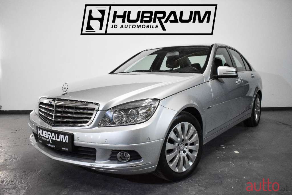 2010' Mercedes-Benz C-Klasse photo #1