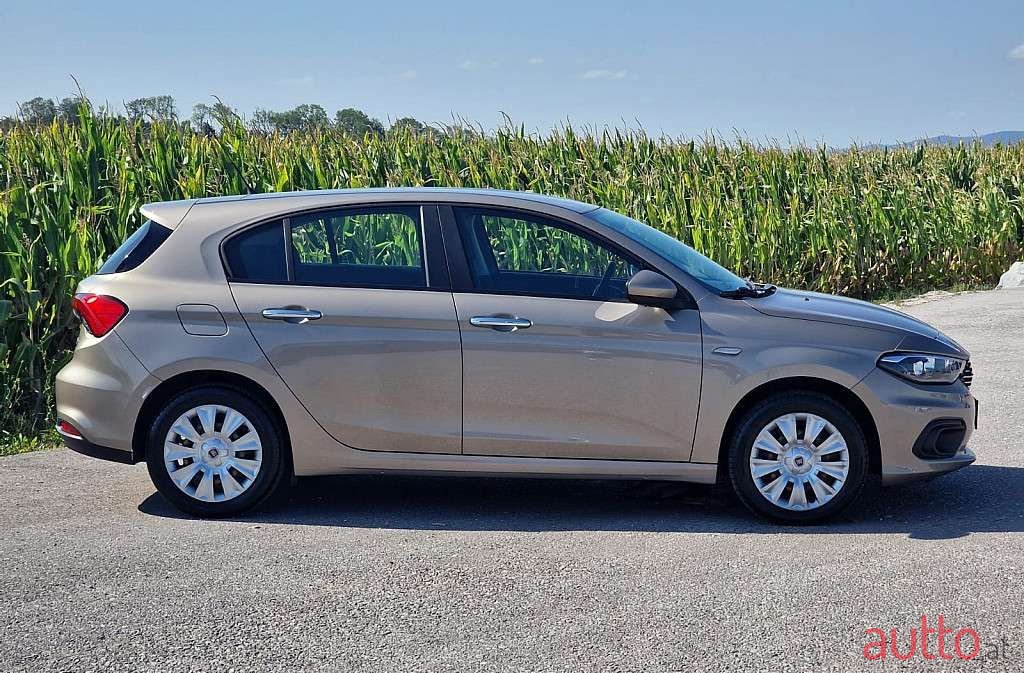 2016' Fiat Tipo photo #6