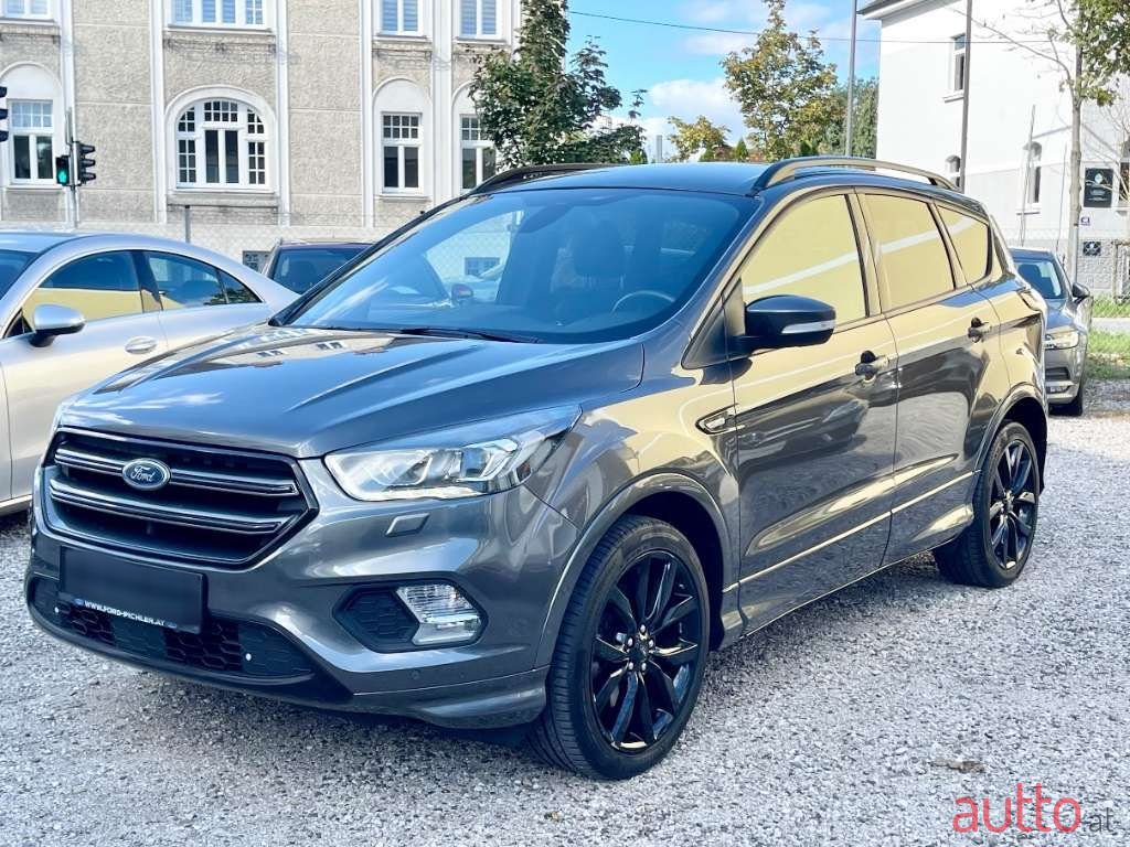 2017' Ford Kuga photo #1